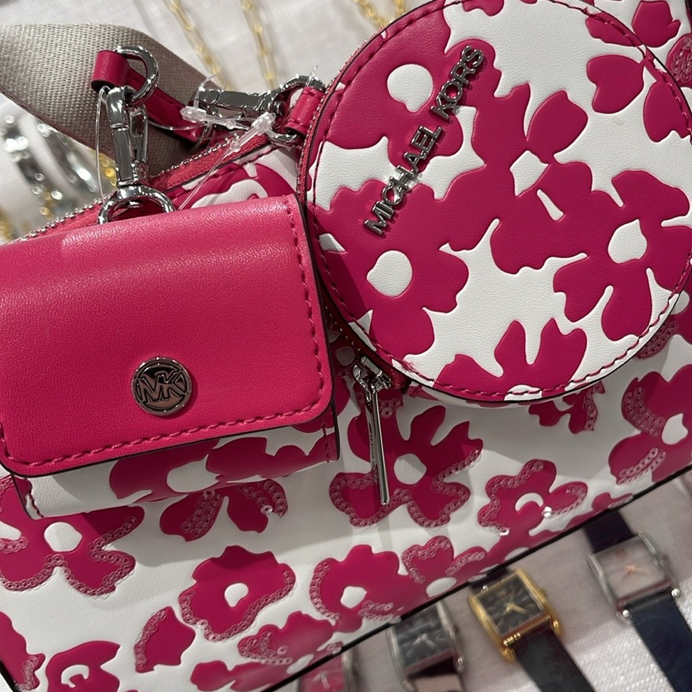MICHAEL KORS Jet Set Sm Sequined Floral Print Crossbody Bag Case Apple Airpod - Picture 6 of 16
